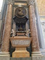 Rom - Petersbasilika (Grabmal Christina von Schweden)