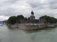Koblenz - Deutsches Eck vom Schiff aus