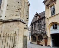 Dijon. Bürgerhaus 15. Jh. Heute Restaurant La Maison Mielliere