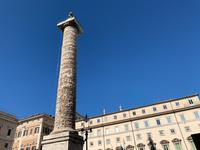 Marc-Aurel-Säule am Amtssitz des Ministerpräsidenten