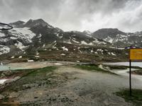 Fahrt mit dem Bernina-Express (Wasserscheide)