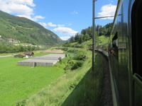 Fahrt mit dem Gotthard Panorama Express von Flüelen nach Bellinzona