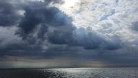 dunkle Wolken lassen wir hinter uns...