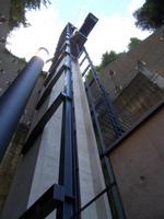 DSCN5002  gläserner Aufzug