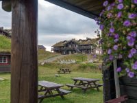 Gomobu Fjellstue, Vaset