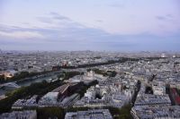 Abendspaziergang Paris - Aufstieg auf den Eiffelturm - Blick von der 1. Etage (58 Meter)