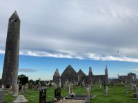 8. Tag – Fotostopp am Kilmacduagh Monastery