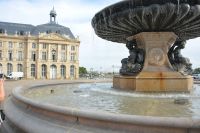 Wasserspiele am Place de la Bourse