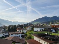 Morgentlicher Blick zur Ahornspitze