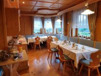 letztes Frühstück in der Stube im Sonnenheim