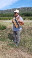 Singlereise Kroatien - Musik während der Weinlese