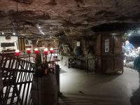 Restaurant in der Höhle La Cave aux Foueés