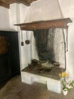 altertümliche Kochstelle