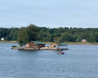Grosse, kleine und ganz kleine Inseln machen die thousand islands aus