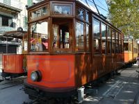 0018 Straßenbahn zischen Soller und Port de Soller