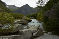 Der Briksdalsbreen - Postglaziale Landschaft unterhalb des Gletschers