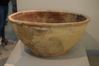 Antike Badewanne im Museum von Fira