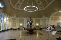 In der Wandelhalle im Kurhaus Reichenhall