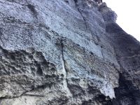 Wechsel der Perspektive: Steilküste von unten
