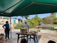 Masseria im Itratal, Vorführung der Mozzarellaherstellung