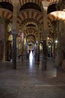 Die Moschee ist ein architektonischer Palmenwald