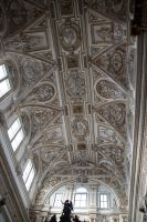 Mitten in die - bereits als Kathedrale genutzte - Mezquita hat man im 16. Jhdt. die Kathedrale gebaut. An sich ein schönes Gebäude zerstört sie das Gesamtensemble der Moschee, ist aber gleichzeitig der Grund, dass die Moschee erhalten wurde.