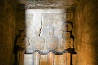 Beleuchtung im Tempel Ramses II.