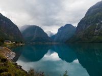 E-Bike-Tour zum Kjenndalsbreen, vorbei am See Lovatnet