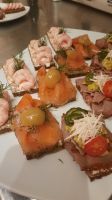 Silvesterreise Stockholm - typisches Smörrebröd in der Markthalle Östermalms Saluhall