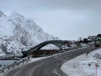 Letzte Brücke die auf die Insel Henningsvaer führt