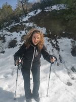 An manchen Stellen reicht der Schnee für Fotos die aussehen wie Bilder aus den Alpen, Simone beim 