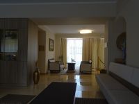 5 Hotel- Lobby
