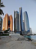 5 Türme der Etihad Towers 