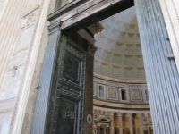 Pantheon: Eingang
