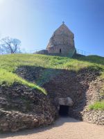 Eingang zum Ganggrab La Hougue Bie