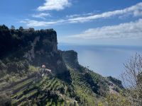 Atemberaubender Blick auf die Zitronenterrassen
