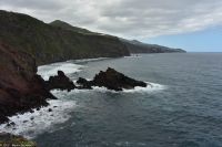 Spaziergang am Nachmittag entlang der Steilküste zum Strand 