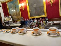 Eleganz und Tradition: Espresso im Caffè greco