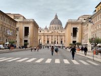 Vatikanstadt am Ende der Via della Conciliazione