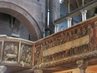 Modena: Dom, Pontile mit Passionsdarstellungen