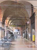 38 km lange Lauben prägen das Stadtbild von  Bologna