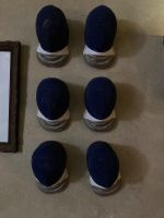 Fechtmasken schützten auch bei der Champagnerproduktion.