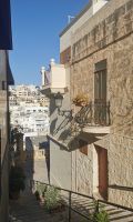 Steile Gassen, wie in Nordafrika. Mellieha, Malta