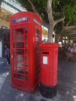 Typisch britisch, die alten Briefkästen und Telefonzellen, Valetta