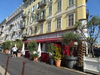 Nizza, Promirestaurant neben dem Rathaus