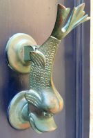 Fische sind als Türklinken sehr beliebt, Malta