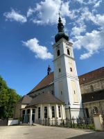 Blick auf Stift Heiligenkreuz