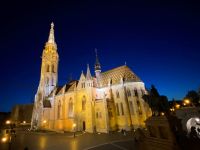 Matthiaskirche nachts