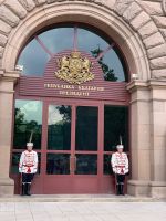 Wache am Präsidentenpalast