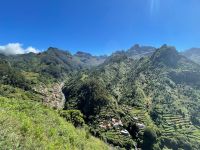 Ausblick vom Ecumeada Pass